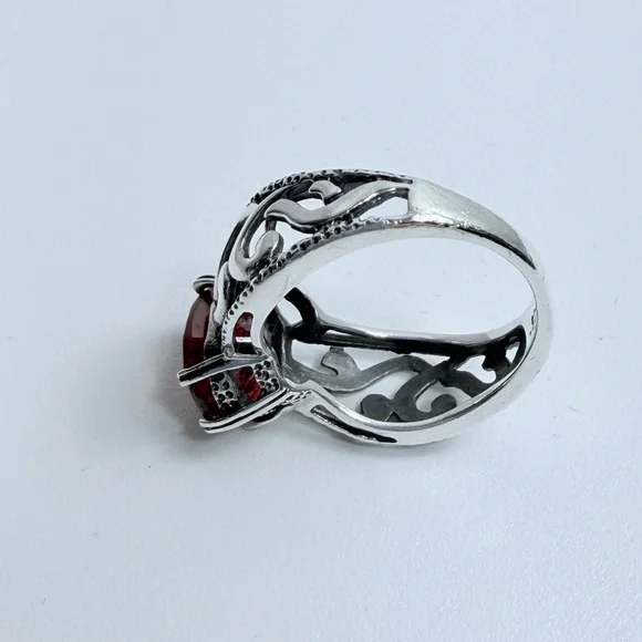 Silpada Red and Silver Ring - Picture 8 of 14